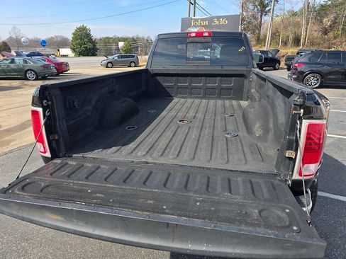 Used 2016 RAM 3500 Laramie image 6
