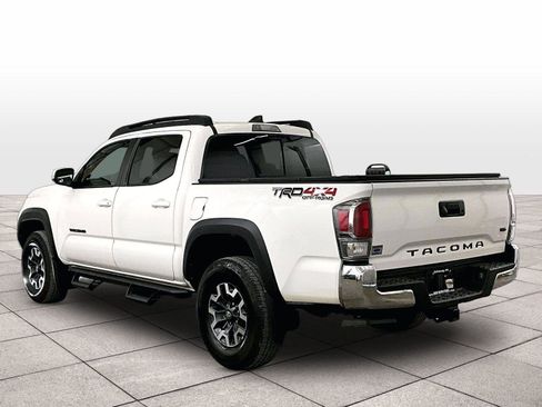 Used 2023 Toyota Tacoma TRD Off-Road AWD/4WD image 10