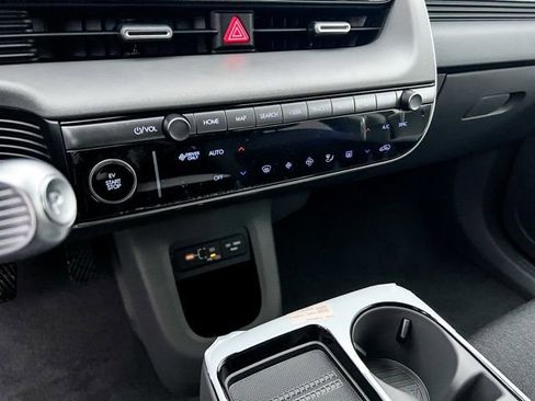 New 2026 Hyundai Ioniq 5 SE image 19