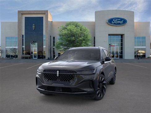 New 2026 Lincoln Nautilus Reserve image 2