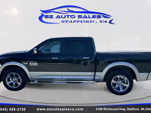 Used 2016 RAM 1500 Laramie w/ Convenience Group AWD/4WD image 8