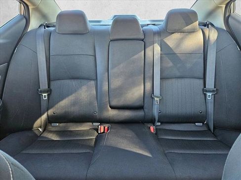 Used 2024 Nissan Altima 2.5 SV image 16