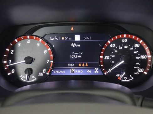 Used 2024 Nissan Frontier PRO-4X w/ Technology Package AWD/4WD image 11