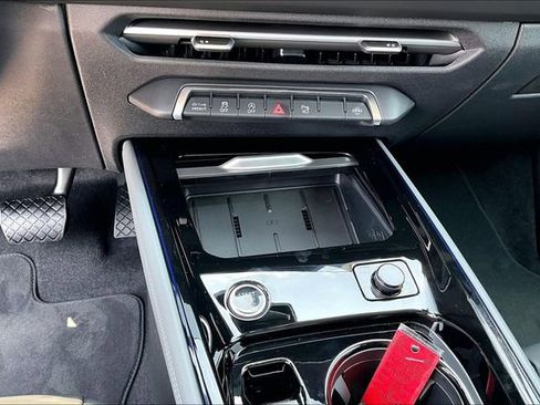 New 2026 Audi Q3 quattro 2.0T AWD/4WD image 26
