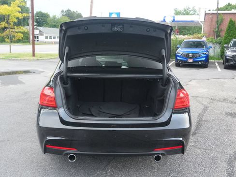 Used 2014 BMW 335i xDrive Sedan w/ Technology Package AWD/4WD image 12