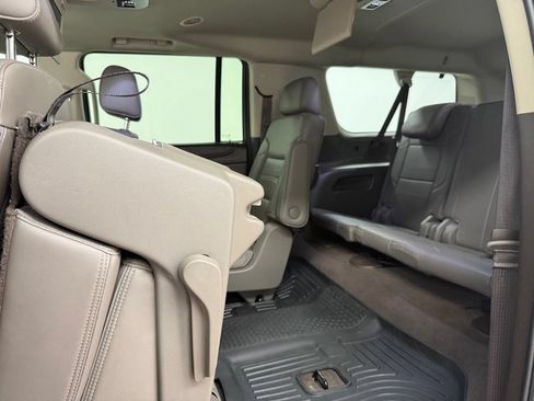 Used 2020 GMC Yukon XL Denali w/ Open Road Package AWD/4WD image 20