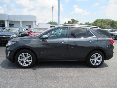 Certified 2018 Chevrolet Equinox Premier FWD image 2