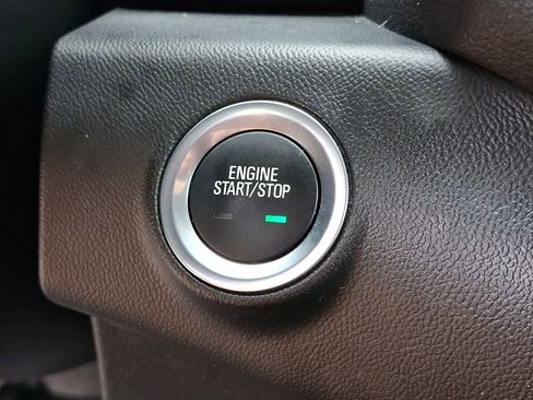 Used 2024 GMC Terrain SLT AWD/4WD image 26