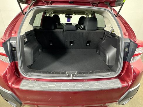 Used 2019 Subaru Crosstrek 2.0i AWD/4WD image 29