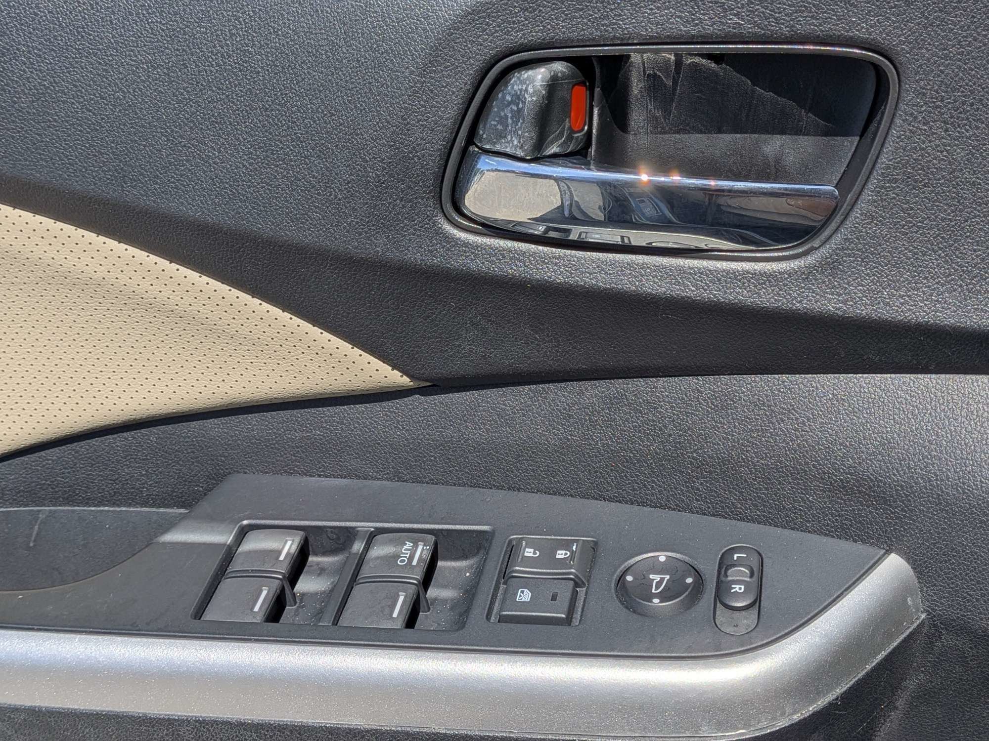 Used 2016 Honda CR-V EX-L image 33