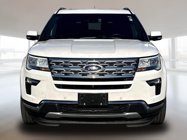 Used 2018 Ford Explorer Limited w/ Equipment Group 301A AWD/4WD image 2