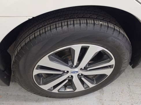 Used 2018 Subaru Outback 3.6R Limited w/ Popular Package #2 image 22