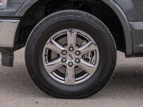 Used 2020 Ford F150 Lariat w/ Equipment Group 502A Luxury AWD/4WD image 32