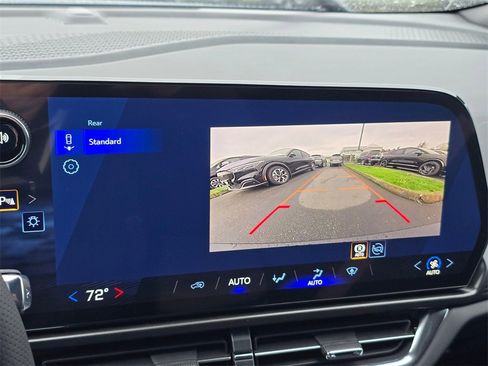 New 2026 Chevrolet Equinox EV LT image 28