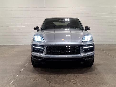 New 2026 Porsche Cayenne Coupe image 10