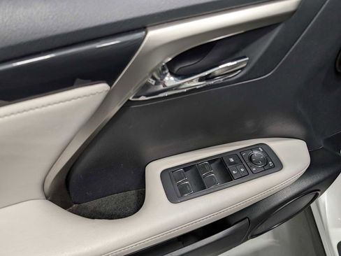 Used 2022 Lexus RX 350L AWD w/ Accessory Package (Z1) image 38