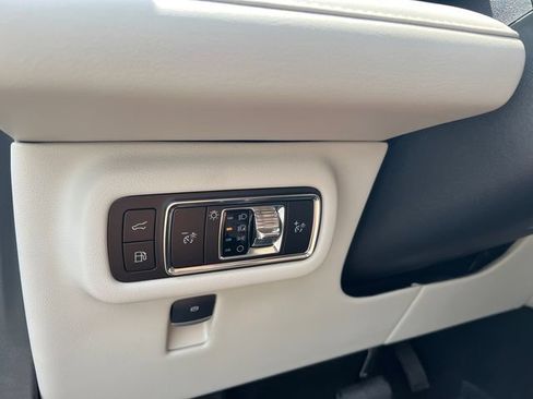 New 2026 Lincoln Nautilus Reserve AWD/4WD image 31