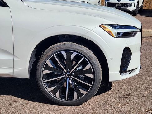 New 2026 Volvo XC60 B5 Ultra w/ Protection Package Premier image 29