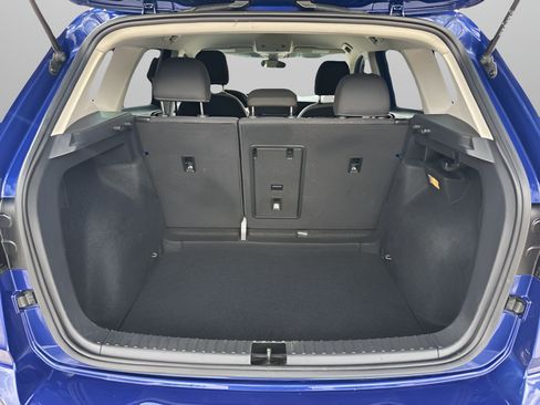Used 2023 Volkswagen Taos S w/ Driver Assistance Package FWD image 32