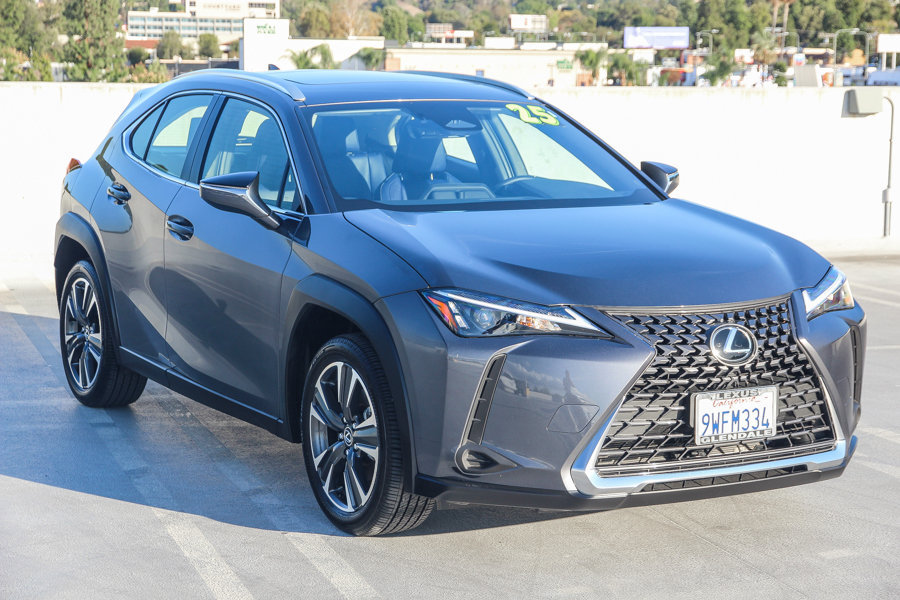 Used 2025 Lexus UX 300h FWD image 3