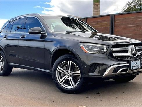 Used 2021 Mercedes-Benz GLC 300 image 2