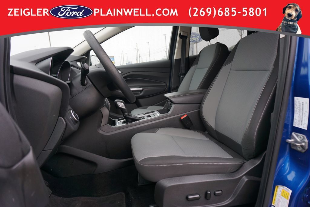 Used 2019 Ford Escape SE FWD image 18