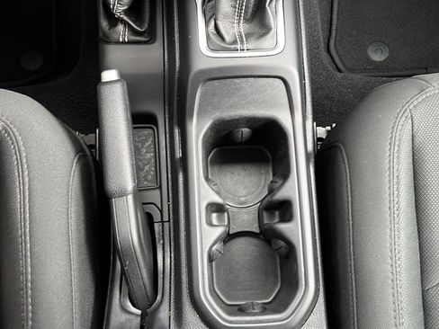 Used 2019 Jeep Wrangler Unlimited Sahara image 30