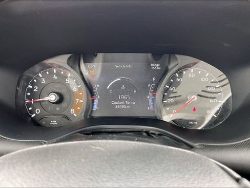 Used 2025 Jeep Compass Trailhawk AWD/4WD image 22