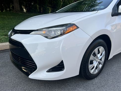 Used 2017 Toyota Corolla L w/ Carpet Mat Package (TMS) FWD image 68