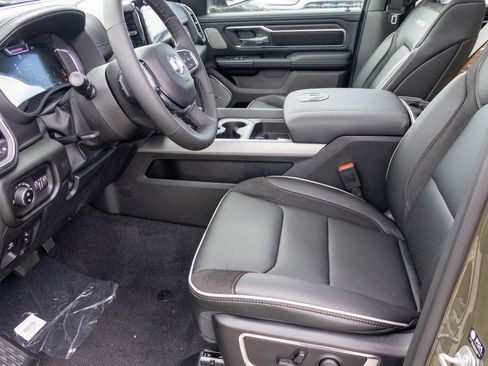 New 2027 RAM 1500 Laramie AWD/4WD image 4