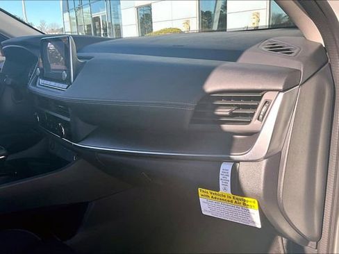 Certified 2025 Nissan Rogue S image 23