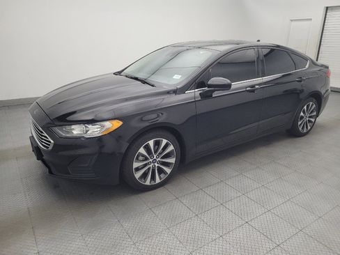 Used 2020 Ford Fusion SE AWD/4WD image 2