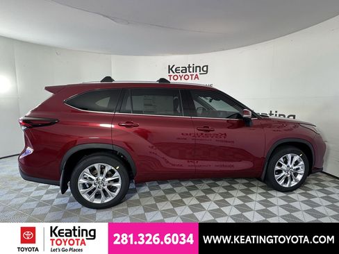 New 2026 Toyota Highlander Limited AWD/4WD image 4