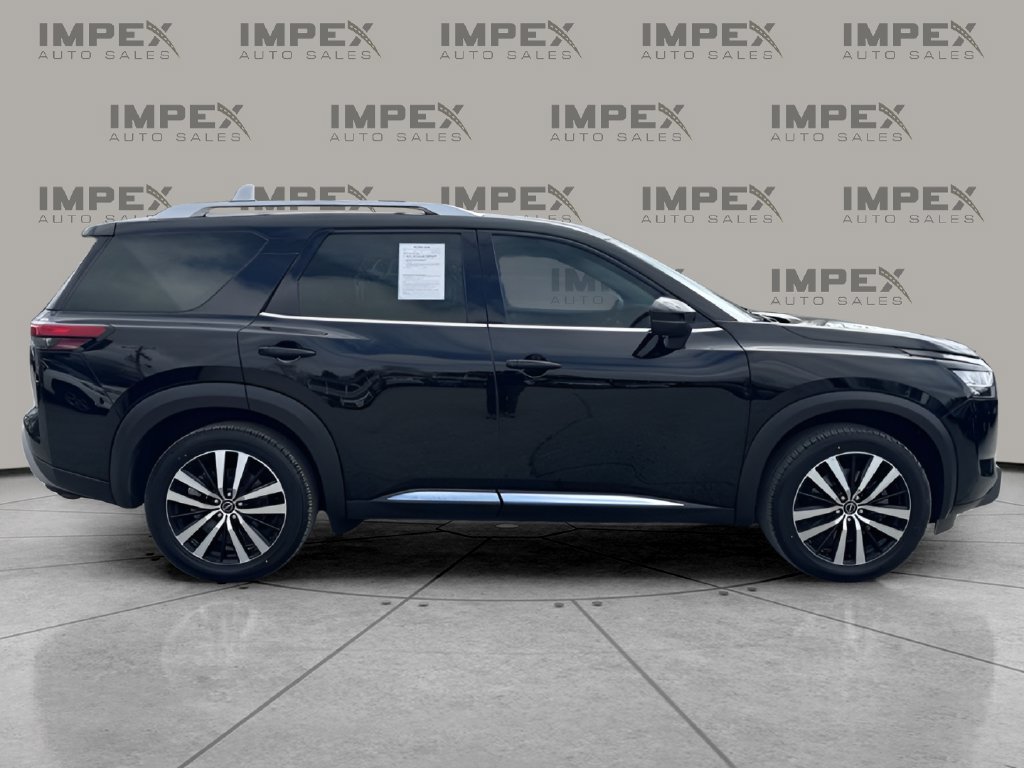 Used 2023 Nissan Pathfinder Platinum w/ Cargo Package AWD/4WD image 6