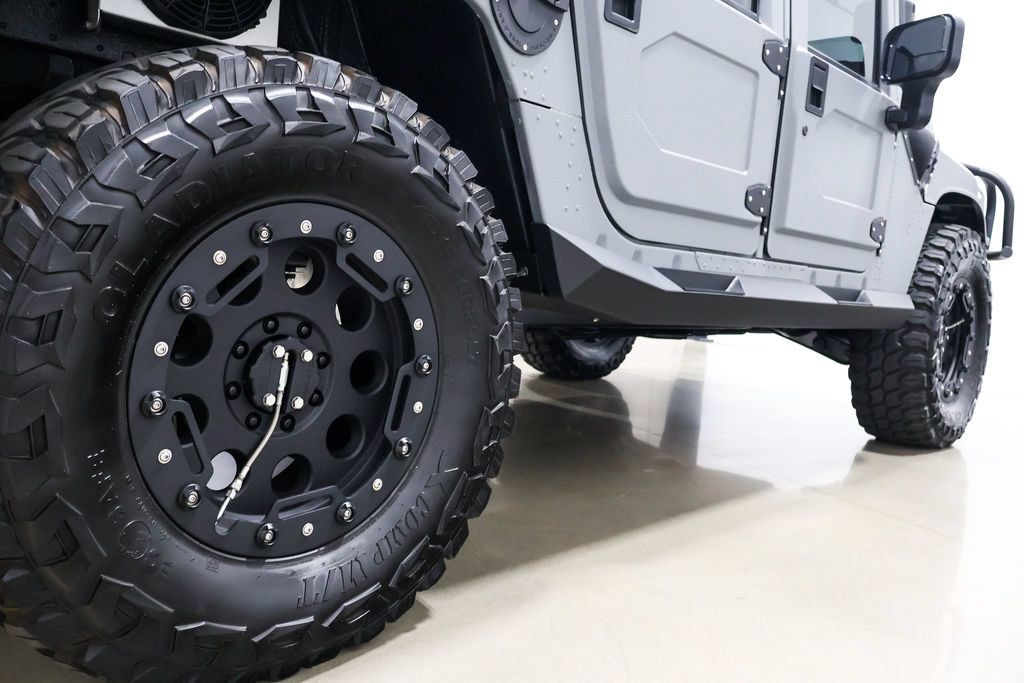 Used 2003 HUMMER H1 4-Door Wagon AWD/4WD image 27