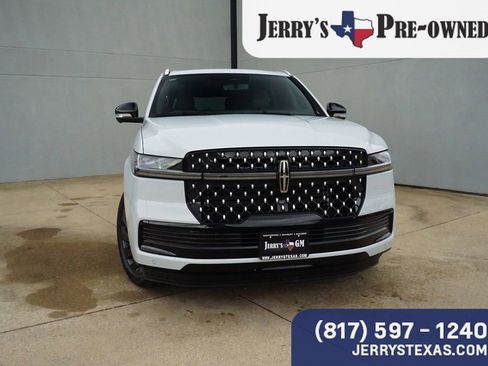 Used 2025 Lincoln Navigator L Black Label image 7