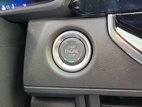 Used 2026 Chevrolet Colorado Trail Boss AWD/4WD image 11