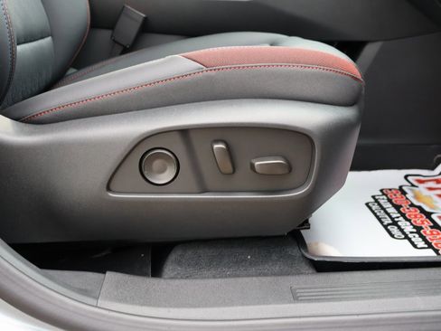 New 2026 Chevrolet Equinox RS w/ Convenience Package III image 32