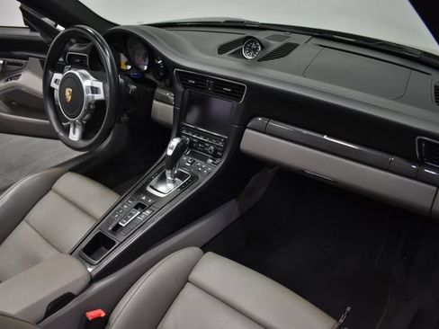 Used 2013 Porsche 911 Carrera 4S AWD/4WD image 15
