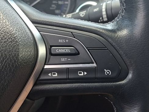 Used 2017 INFINITI Q60 2.0t w/ Cargo Package AWD/4WD image 21