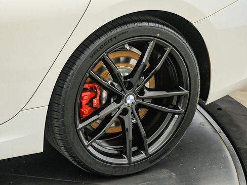 Used 2023 BMW 330i Sedan w/ M Sport Package RWD image 11