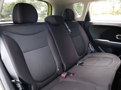 Used 2016 Kia Soul w/ Convenience Package FWD image 14