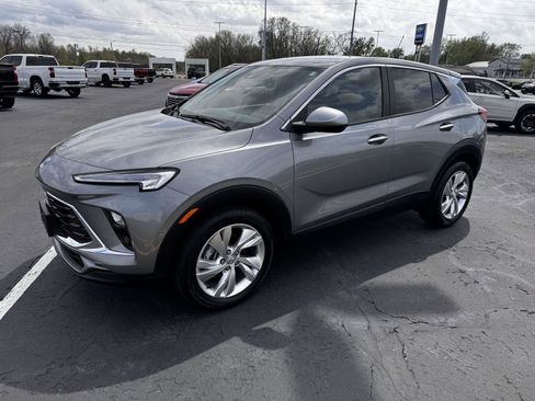 Used 2025 Buick Encore GX Preferred FWD image 6