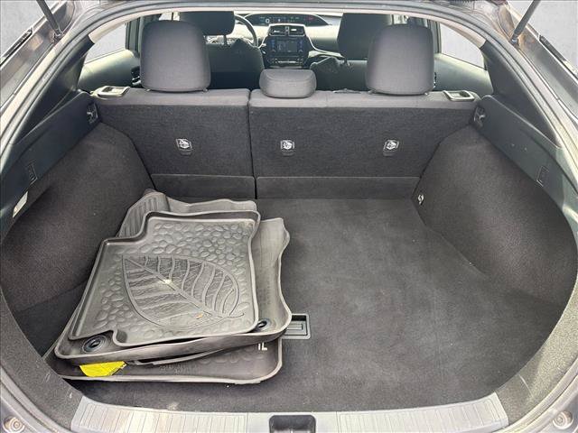 Used 2018 Toyota Prius Two w/ Prius Two Safety Plus Package FWD image 26