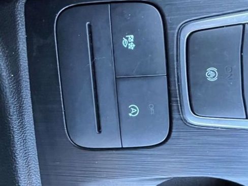 Certified 2025 Ford Escape ST-Line image 28