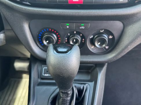 Used 2016 RAM ProMaster City Tradesman FWD image 39