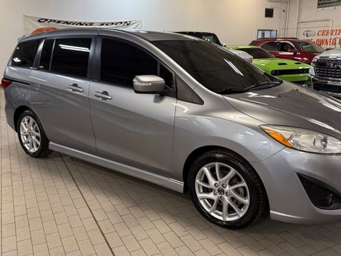 Used 2014 MAZDA MAZDA5 Grand Touring image 41