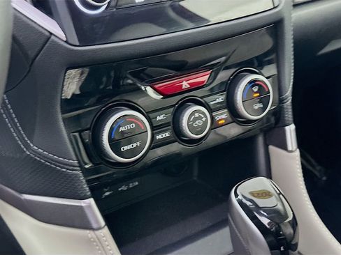 Used 2023 Subaru Forester Limited image 22