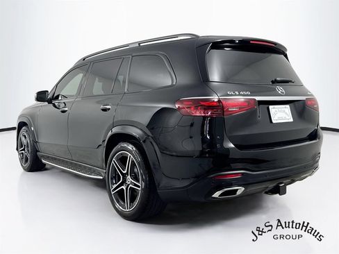 Used 2024 Mercedes-Benz GLS 450 4MATIC w/ Pinnacle Trim Package image 5