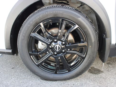 Certified 2023 Nissan Kicks SR w/ SR Premium Package image 30